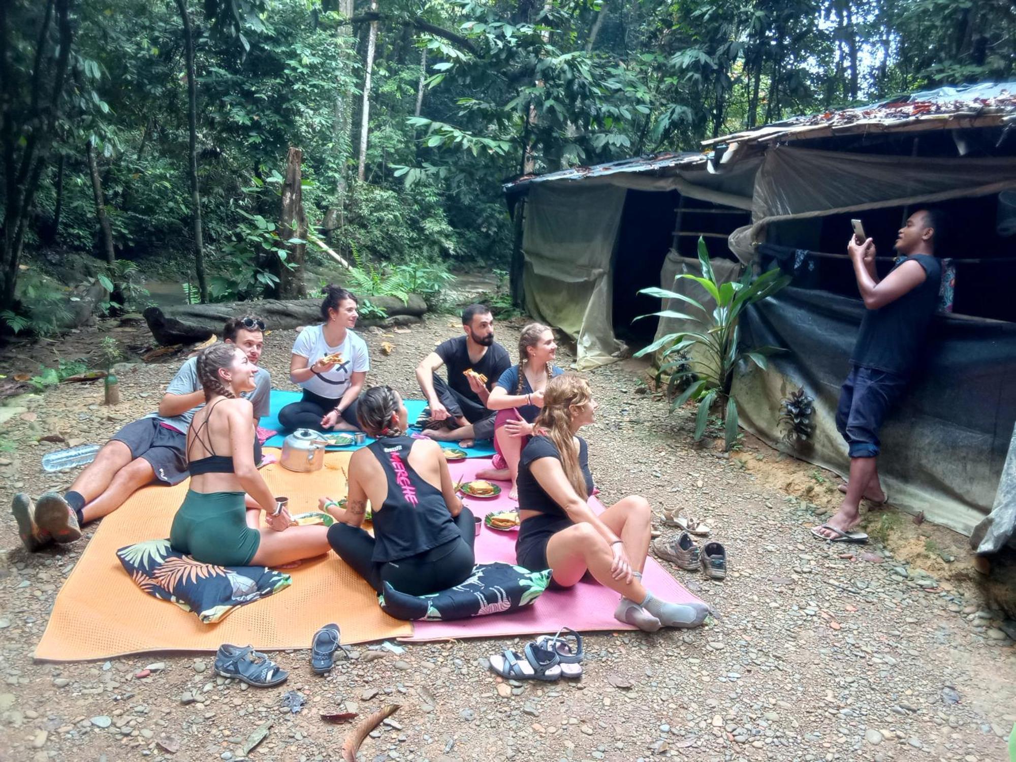 Jungle Treking & Jungle Tour If You Want To Stay Here,You Must Book Treking Only With Us Bukit Lawang Exterior photo