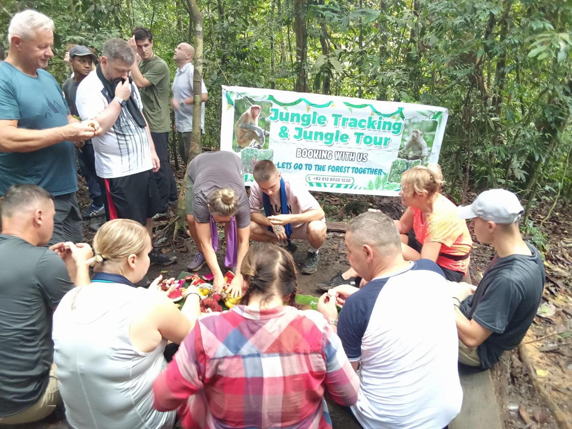 Jungle Treking & Jungle Tour If You Want To Stay Here,You Must Book Treking Only With Us Bukit Lawang Exterior photo